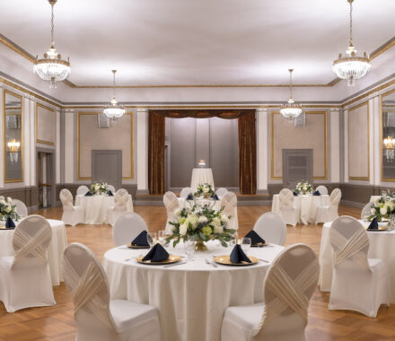 The Tiger Hotel Kansas City Wedding ballroom