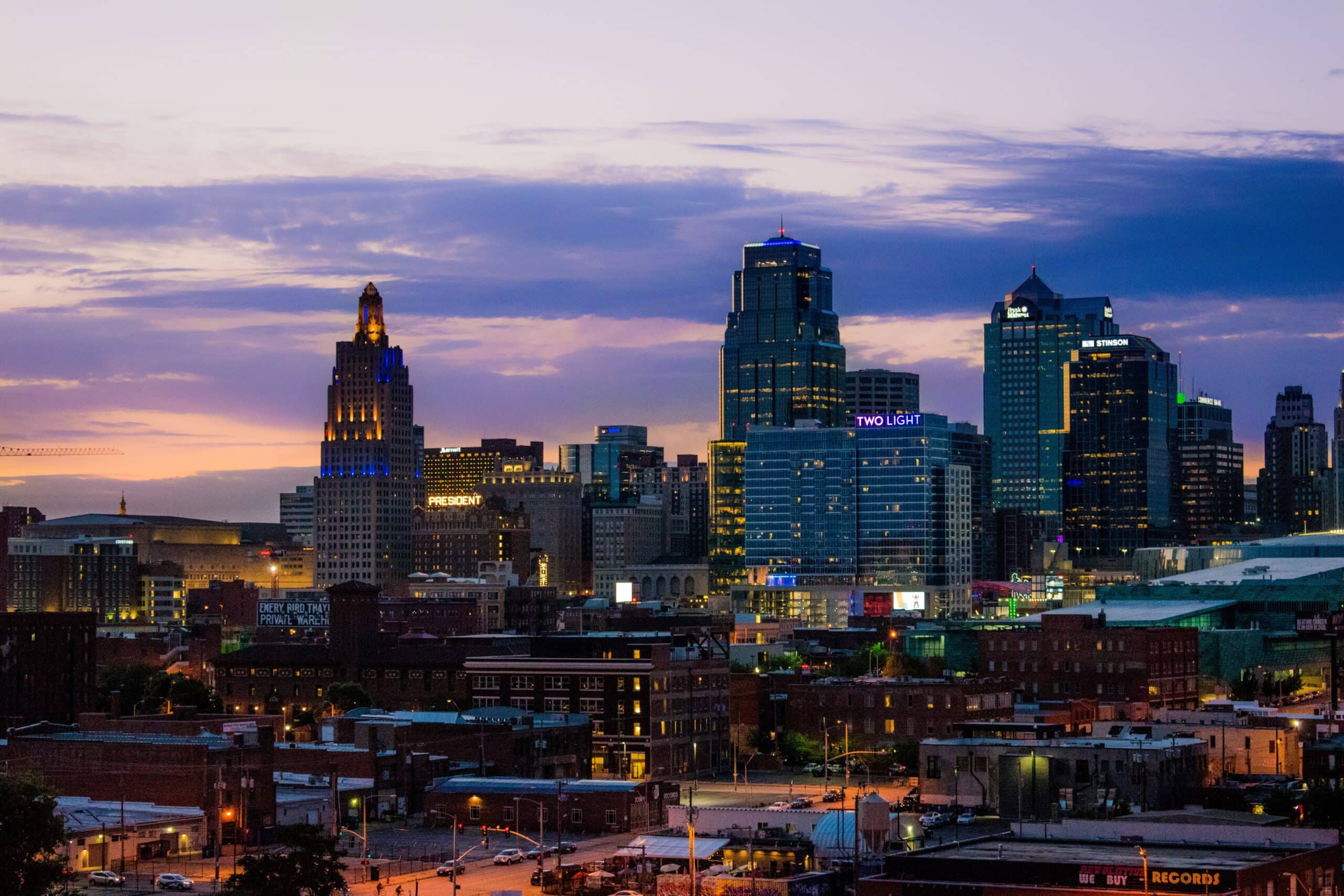 treat your wedding guests to an iconic kansas city weekend