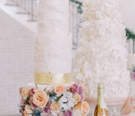 Marigold Cakes Kansas City Wedding Cake Dessert Wedkc Gold