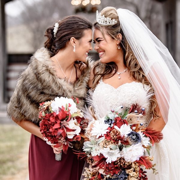 Angela Needs Shipps Kansas City Wedding Photography WedKC Bride Maid of Honor Smile Bouquets