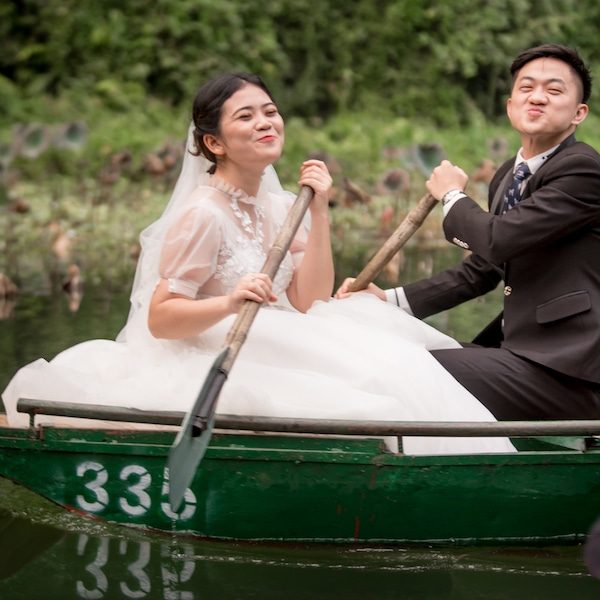 Angela Needs Shipps Kansas City Wedding Photography WedKC Silly Bride Groom Boat