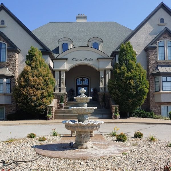 Avent Orangery Kansas City Wedding Venue WedKC Chateau Avalon