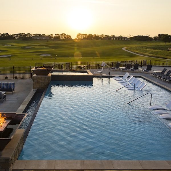 Canyon Farms Golf Club Kansas City Wedding Venue pool