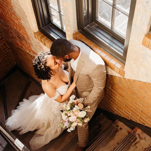Cottonwood Photography Kansas City Wedding Photographer Wedkc Bride Stairs