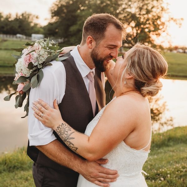Cottonwood Photography Kansas City Wedding Photographer Wedkc Couple Lake Smile