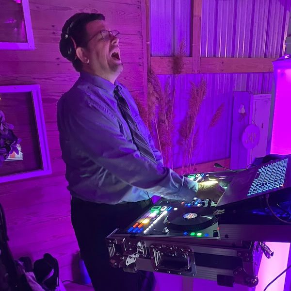 DB Entertainment Kansas City Wedding DJ WedKC Controller
