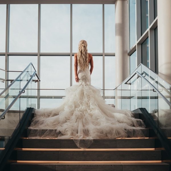 Denise-Jambor-Photography-Kansas-City-WedKC-Bride-Dress