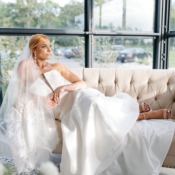 Elizabeth West Photography Kansas City Wedding Photographer WedKC Bride Couch