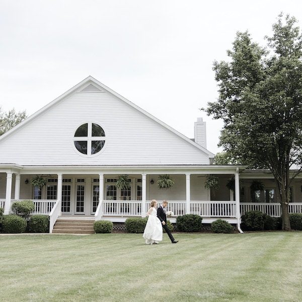 Hawthorne House Wedding Venue Kansas City lawn 2