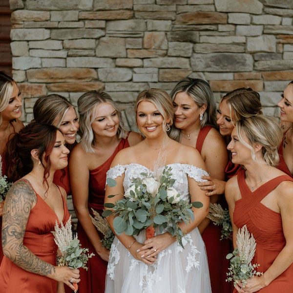 Heartland Lodge Kansas City WedKC Wedding Venue Bridesmaids Bouquets
