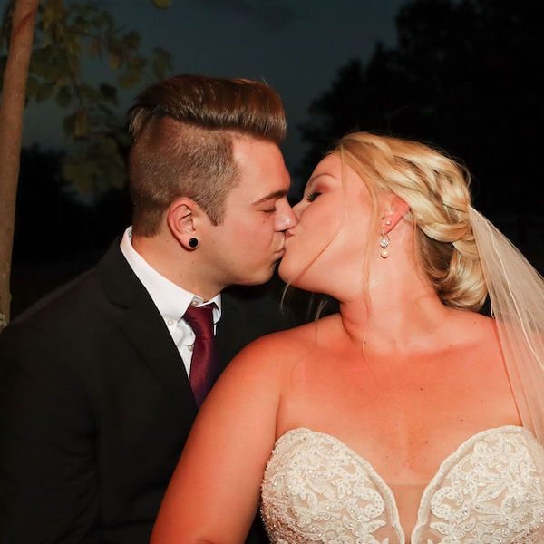 J Puhr Photography Kansas City Wedding Wedkc Couple Kiss
