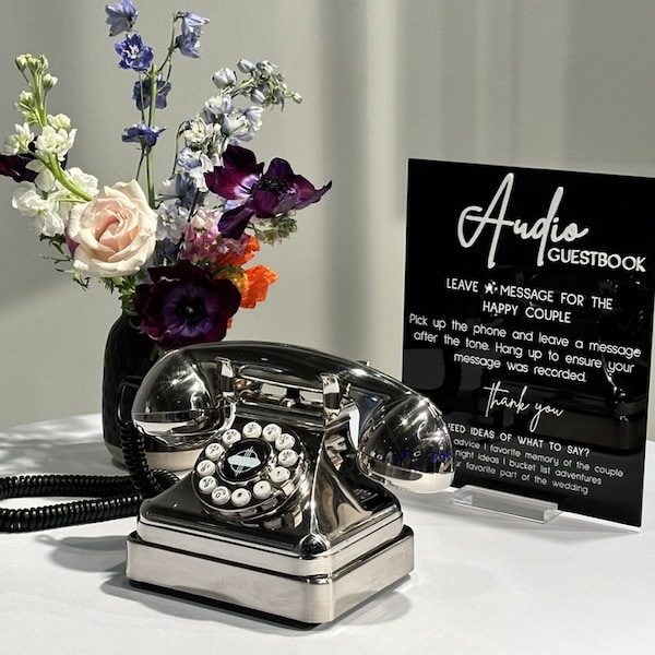 Luexline-Kansas-City-WedKC-Wedding-Audio-Guestbook-Silver-Phone