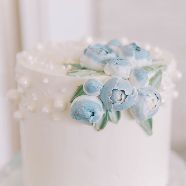 Marigold Cakes Kansas City Wedding Cake Dessert Wedkc Blue Flower