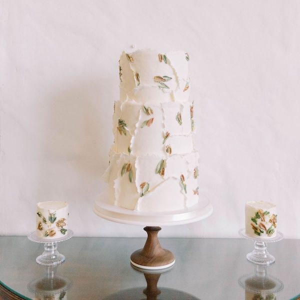 Marigold Cakes Kansas City Wedding Cake Dessert Wedkc White