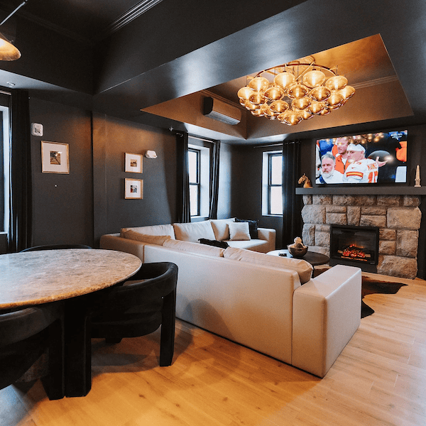 Melrose Abbey Kansas City Wedding Venue WedKC Groom's Suite