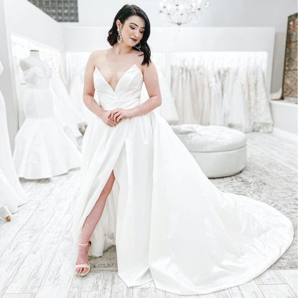 Mimi's Couture Bridal Kansas City Wedding Dress white