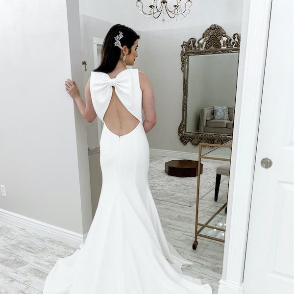Mimi's Couture Bridal Kansas City Wedding Dress window