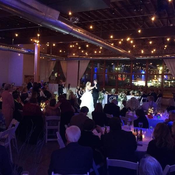 Monarch Room Kansas City Wedding Venue Wedkc First Dance