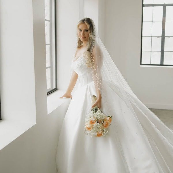 Nichole Storey Photography Kansas City Wedding Photographer WedKC Bride Bouquet
