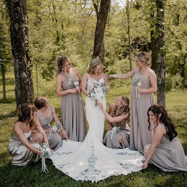 Piper Reese Kansas City Wedding Photography Bridesmaids Dress