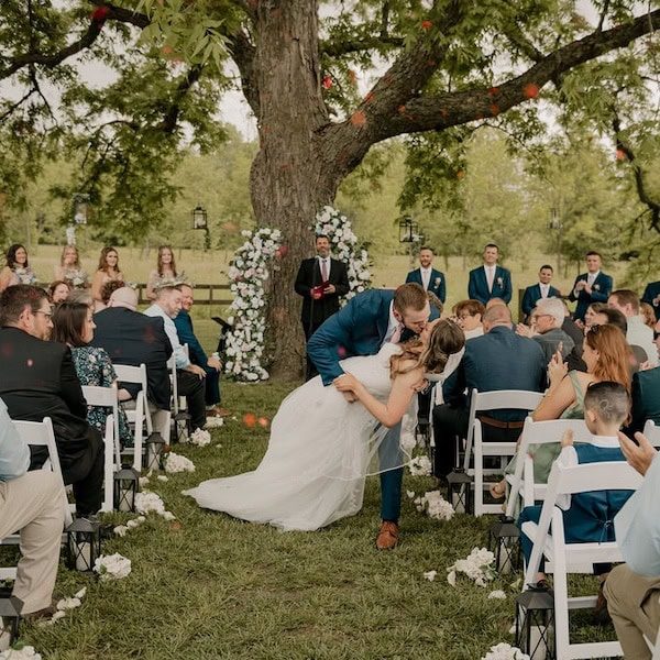 Piper Reese Kansas City Wedding Photography Ceremony Kiss