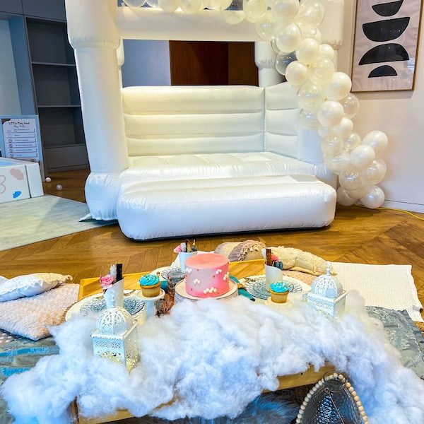 Pop Up Picnics KC Kansas City Wedding Picnic WedKC Jump House Baby Shower Cake