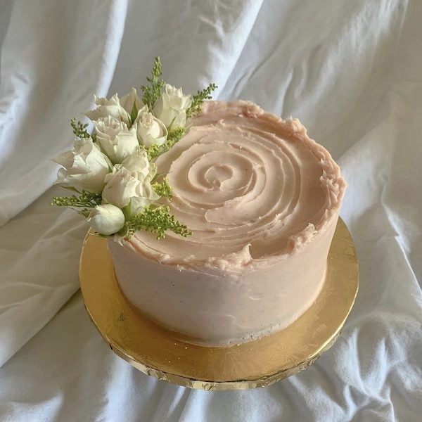 Rose & Elm Bakin Co Kansas City Wedding Cake Dessert WedKC Menu Cake Floral