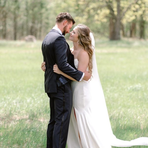 Sheree Nicole Photography WedKC Kansas City Wedding Photographer Field Couple