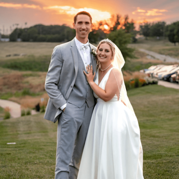Silo Modern Farmhouse Kansas City Wedding Venue Wedkc Sunset Couple