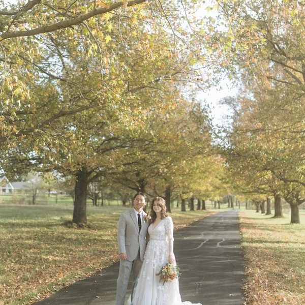 Spring Lake Wedding Venue Kansas City WedKC Fall Driveway