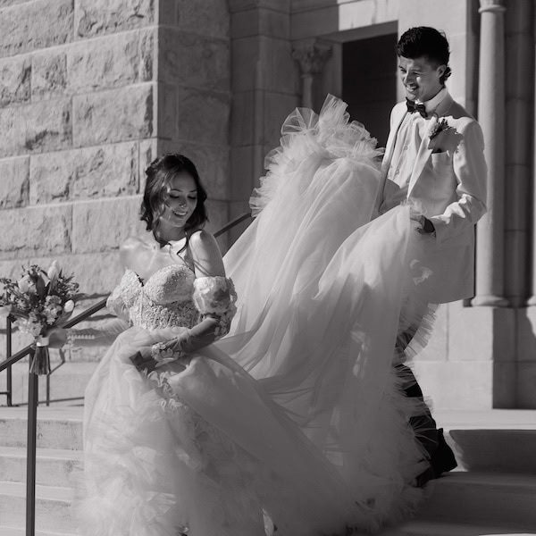 The Gathering KC Kansas City Wedding Venue Dress Stairs