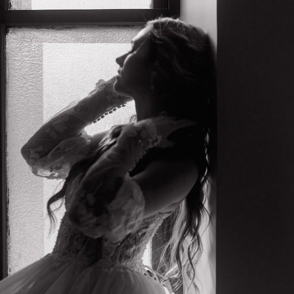 The Gathering KC Kansas City Wedding Venue Window Bride