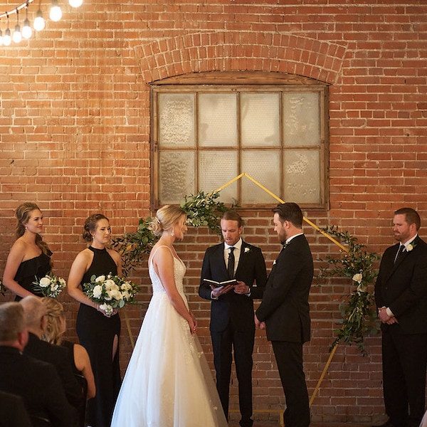 Union Kansas City Wedding Venue WedKC Altar