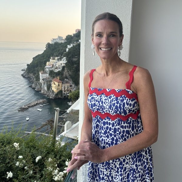 Videre Travel Kansas City Honeymoon Specialist Destination Wedding WedKC Balcony