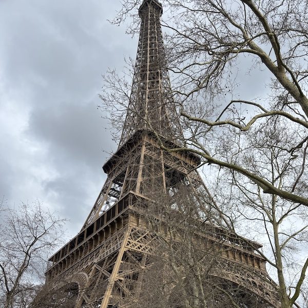 Videre Travel Kansas City Honeymoon Specialist Destination Wedding WedKC Eiffel Tower