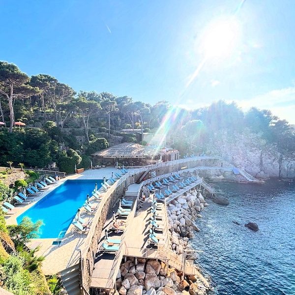 Videre Travel Kansas City Honeymoon Specialist Destination Wedding WedKC Ocean Tanning