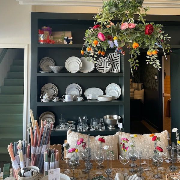 urbAna Kansas City Wedding Registry Dinnerware Candles