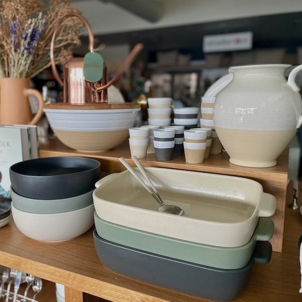 urbAna Kansas City Wedding Registry Serving Trays